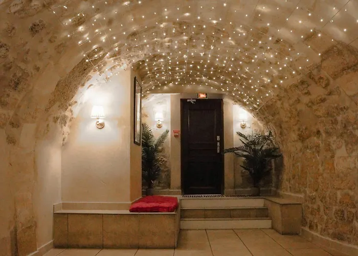 MIJE MARAIS Hostel